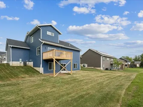 3112 Linden Lane Muscatine IA 52761