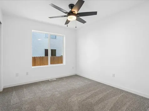 1415 Duncan Drive Muscatine IA 52761