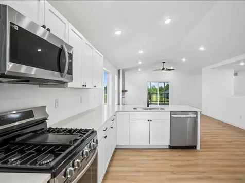 1415 Duncan Drive Muscatine IA 52761