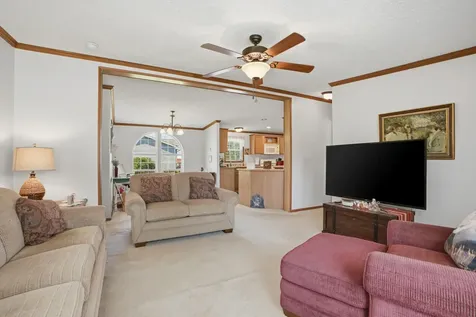 106 Washington Street Grandview IA 52752
