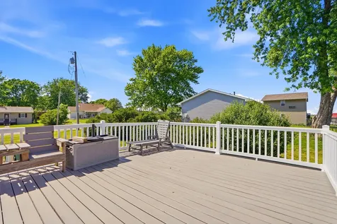106 Washington Street Grandview IA 52752