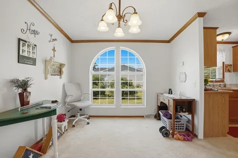 106 Washington Street Grandview IA 52752