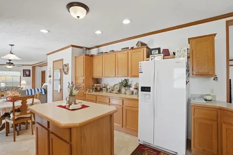 106 Washington Street Grandview IA 52752