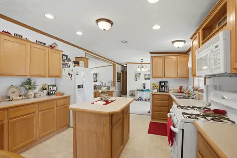 106 Washington Street Grandview IA 52752