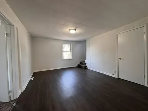 207 Roselawn Muscatine IA 52761