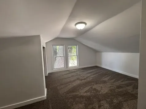 207 Roselawn Muscatine IA 52761