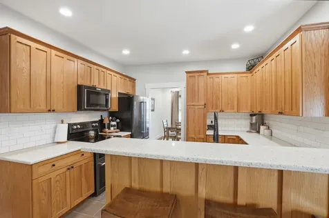 2359 Taylor Avenue Wilton IA 52778