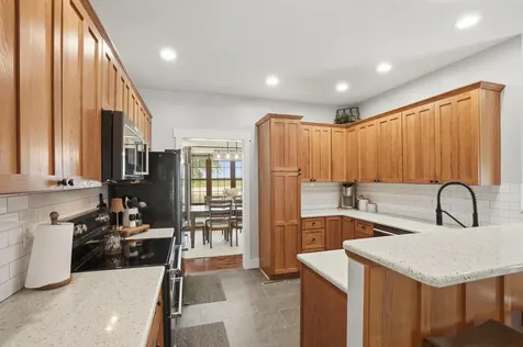 2359 Taylor Avenue Wilton IA 52778