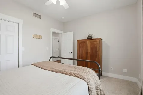 2359 Taylor Avenue Wilton IA 52778