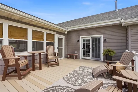 2359 Taylor Avenue Wilton IA 52778