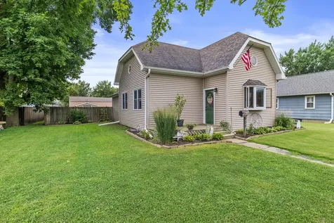 839 Buchanan Wapello IA 52653