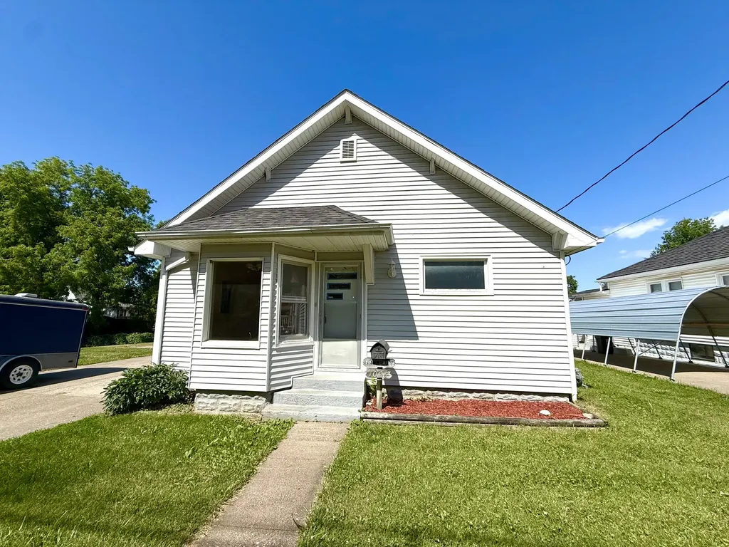 1004 Lincoln Muscatine IA 52761