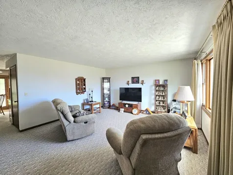 1101 11th Street Durant IA 52747