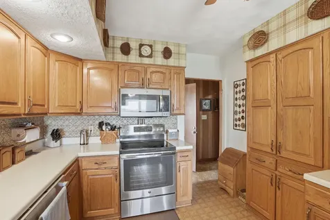 3231 140th Wilton IA 52778