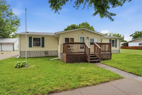 408 Burlington Street Conesville IA 52739