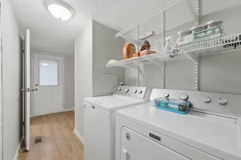 408 Burlington Street Conesville IA 52739