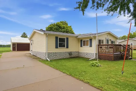 408 Burlington Street Conesville IA 52739