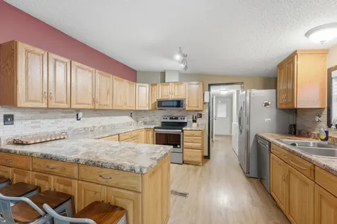 408 Burlington Street Conesville IA 52739