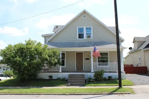 718 6th Street Muscatine IA 52761