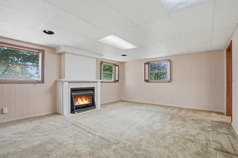 406 Lafayette Keota IA 52248