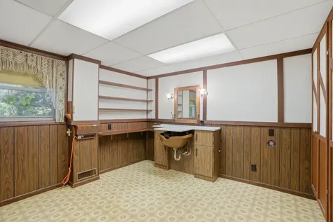 406 Lafayette Keota IA 52248