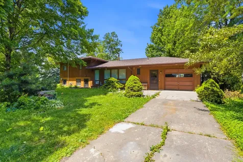 406 Lafayette Keota IA 52248
