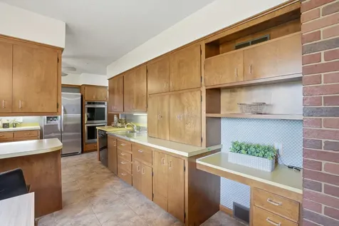 406 Lafayette Keota IA 52248