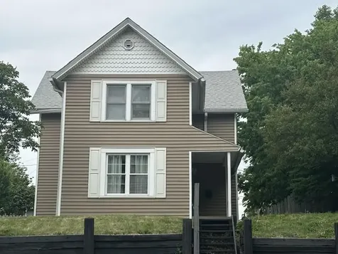 707 8th Street Muscatine IA 52761