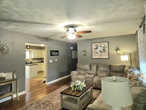 104 6th Street Durant IA 52747