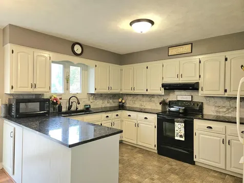 104 6th Street Durant IA 52747