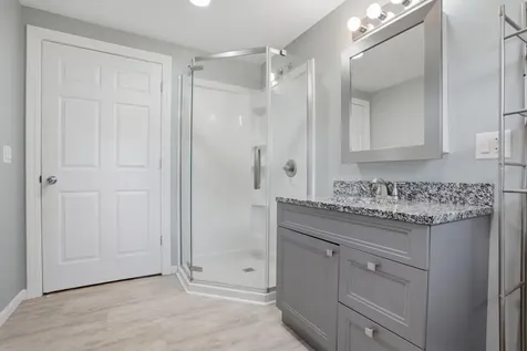 1808 Baker Avenue Muscatine IA 52761