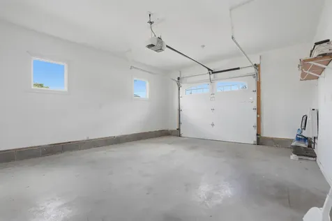 1808 Baker Avenue Muscatine IA 52761