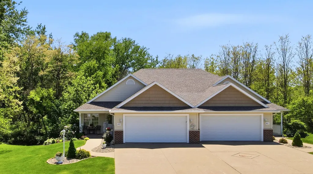 403 Aspen Trail Muscatine IA 52761