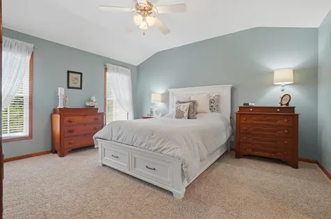 403 Aspen Trail Muscatine IA 52761