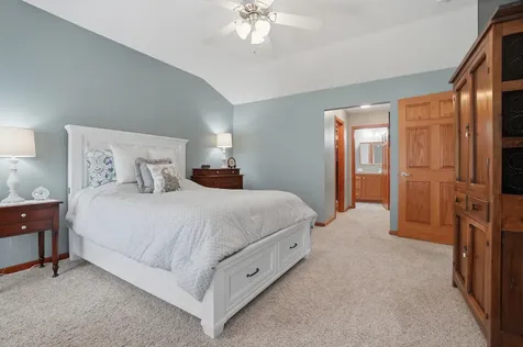 403 Aspen Trail Muscatine IA 52761