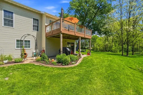 403 Aspen Trail Muscatine IA 52761