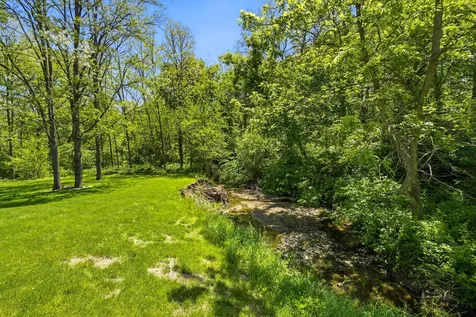 403 Aspen Trail Muscatine IA 52761