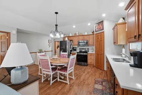 403 Aspen Trail Muscatine IA 52761