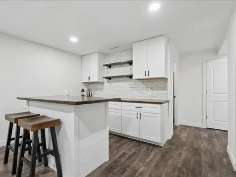 2698 Hidden Valley Solon IA 52333