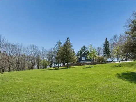 2698 Hidden Valley Solon IA 52333