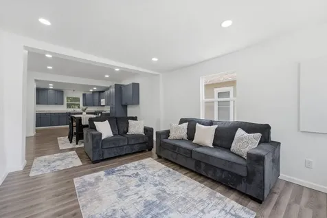 1006 7th Street Muscatine IA 52761