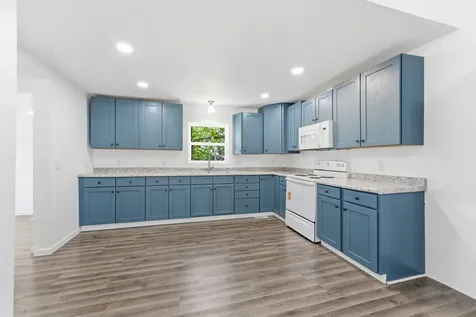 1006 7th Street Muscatine IA 52761