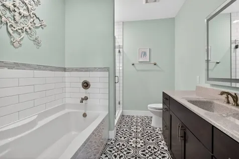 1062 Oak View Tipton IA 52772