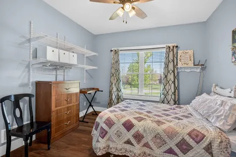1062 Oak View Tipton IA 52772