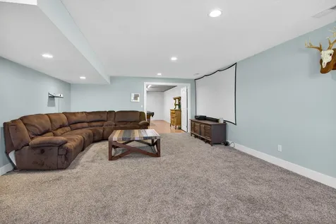 1062 Oak View Tipton IA 52772