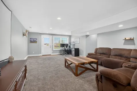1062 Oak View Tipton IA 52772