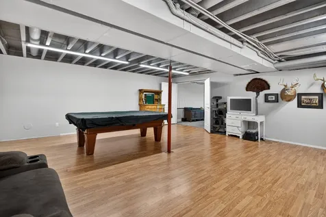 1062 Oak View Tipton IA 52772