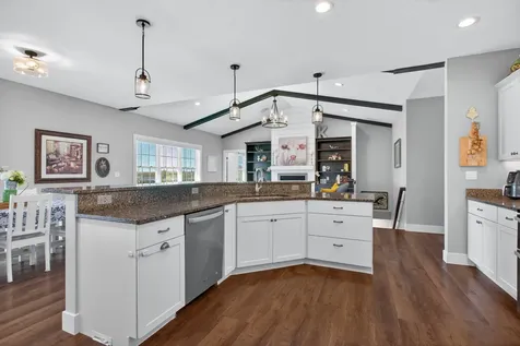 1062 Oak View Tipton IA 52772