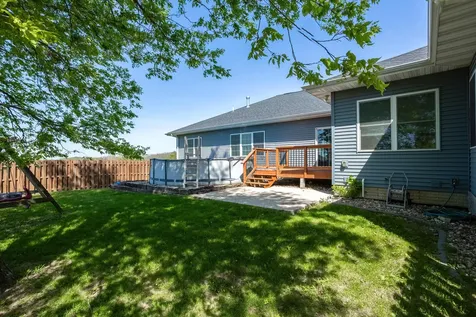 1062 Oak View Tipton IA 52772