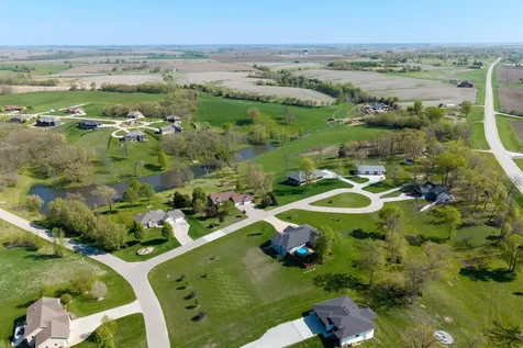 1062 Oak View Tipton IA 52772